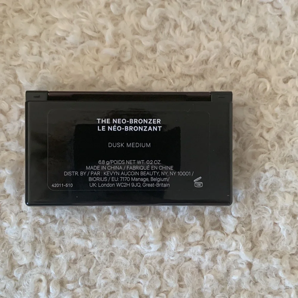 Kevin Aucoin Dusk medium Bronzer - Picture 6 of 7